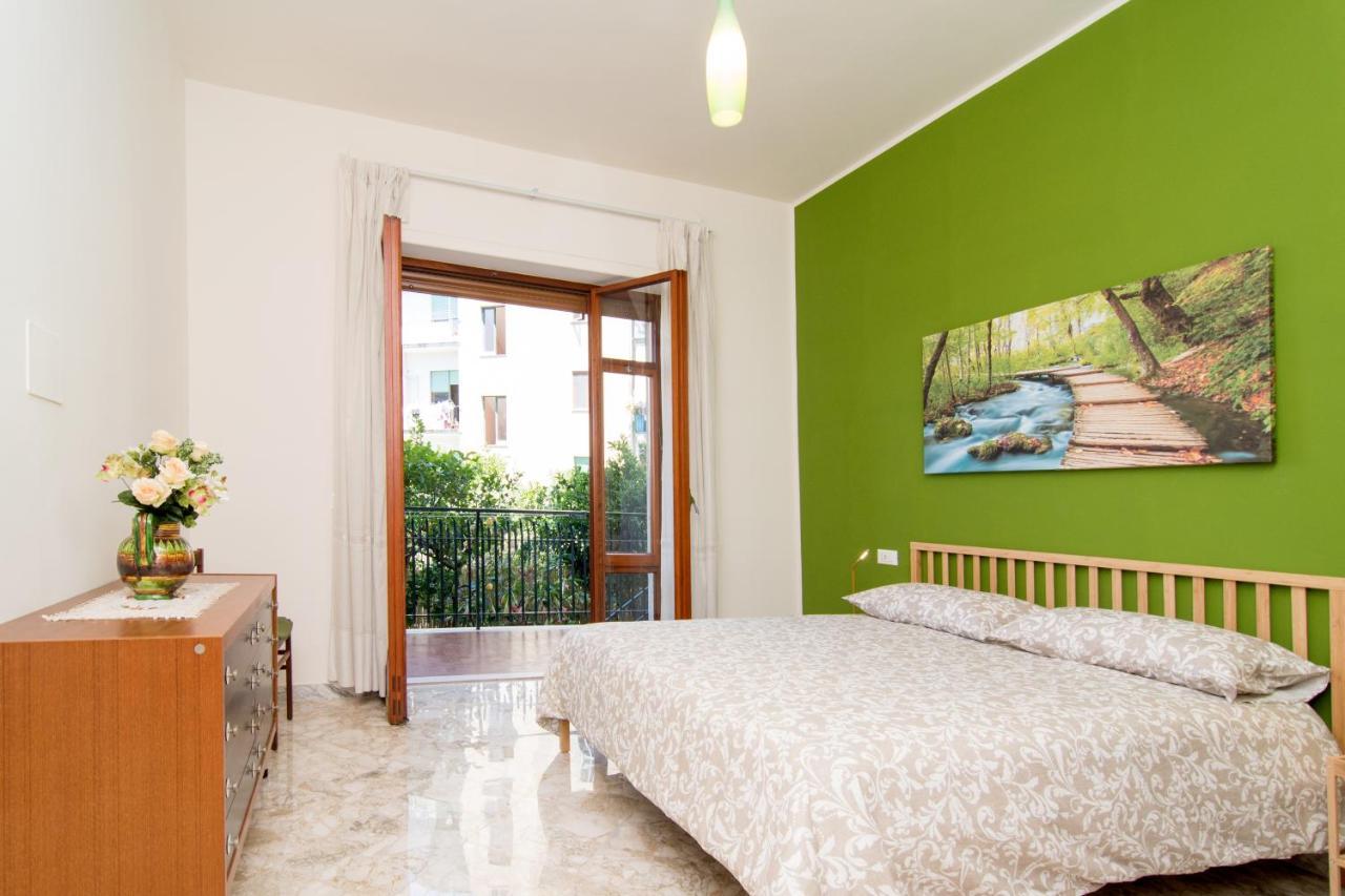 Casa Enza, For Up To 5 People, Sorrento Center Apartment Exterior foto